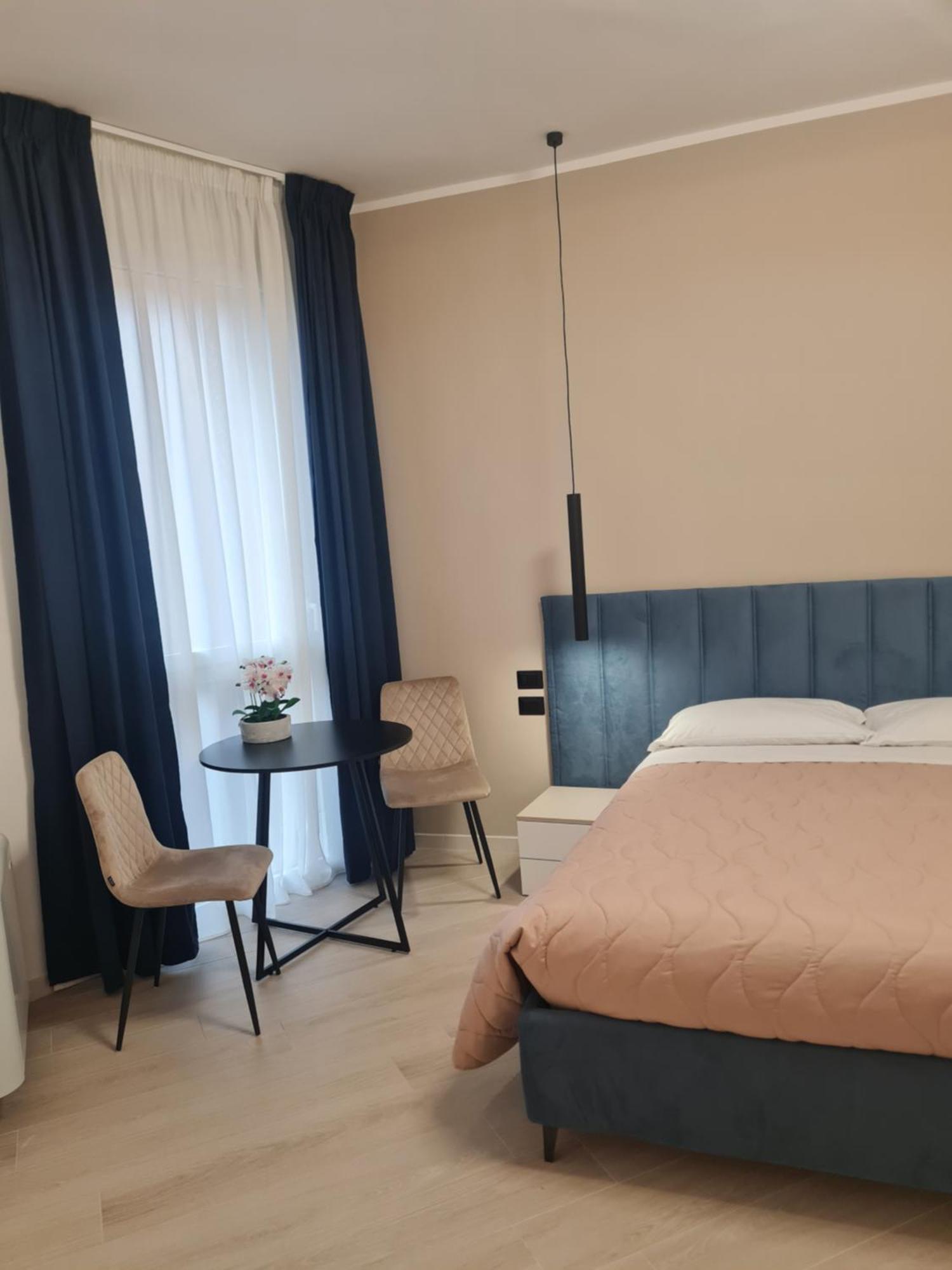Nel Sole Business Apartment Bologna Exterior photo